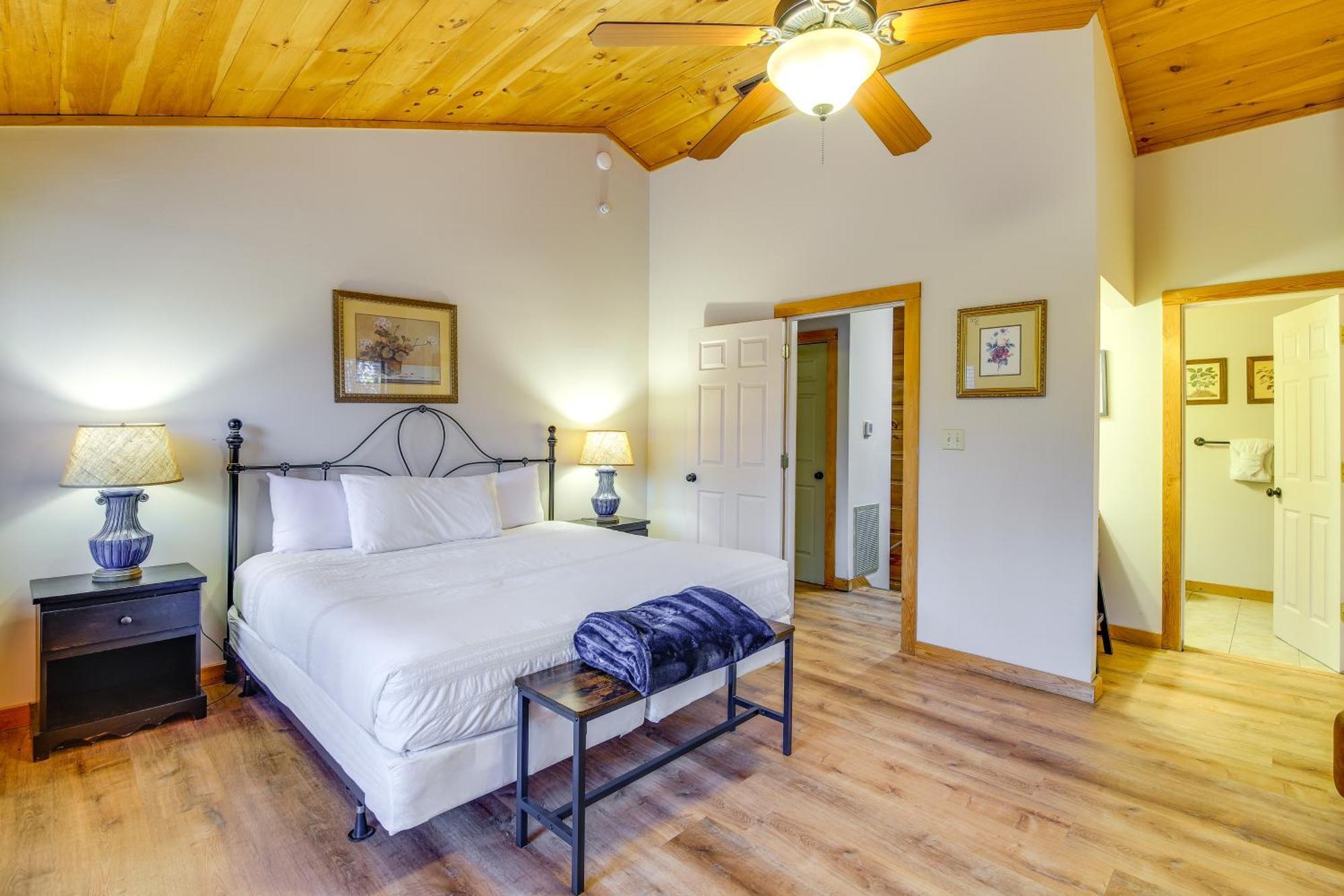 Pet-Friendly Gatlinburg Retreat With Hot Tub! Vila Exterior foto