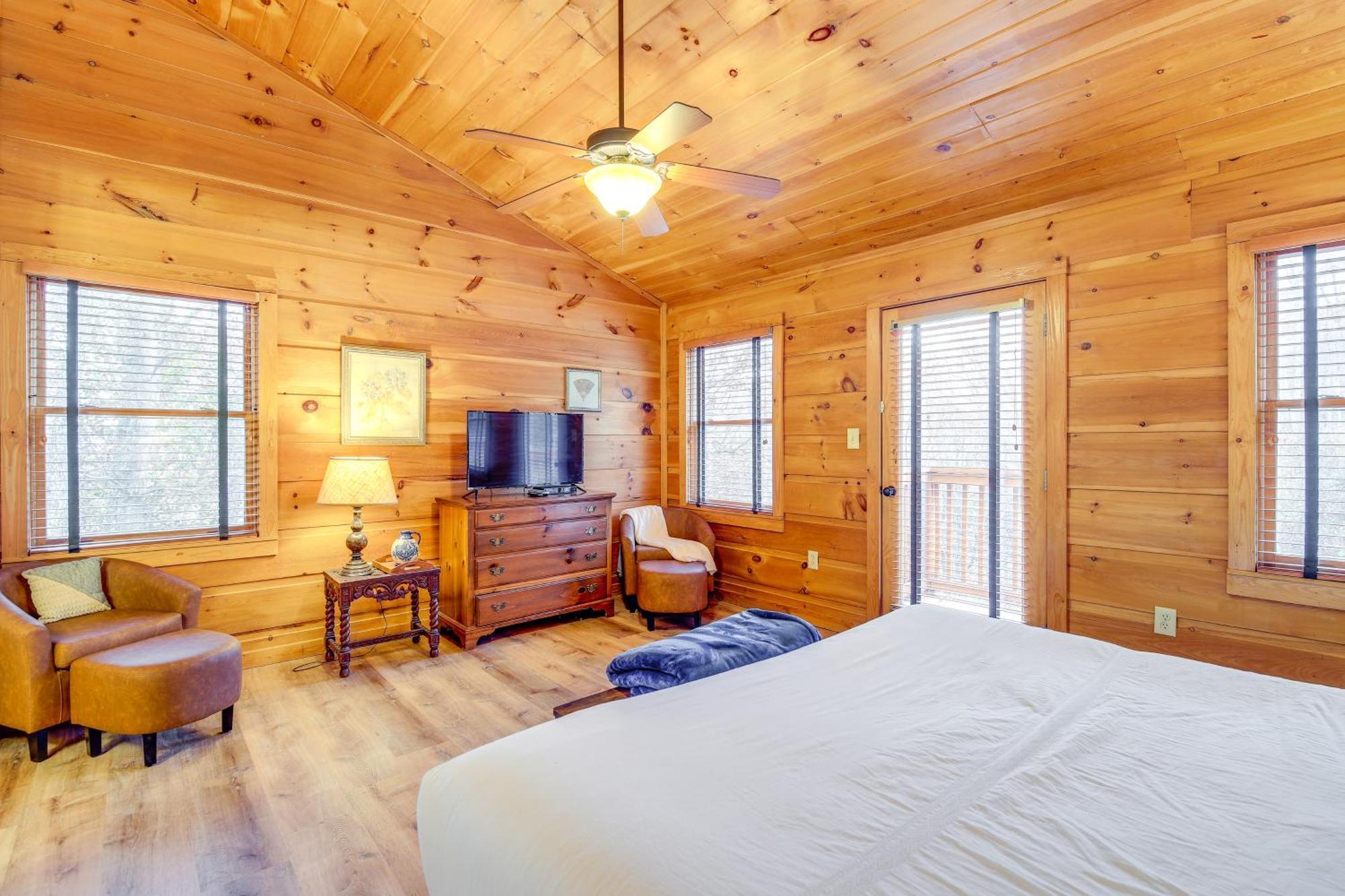 Pet-Friendly Gatlinburg Retreat With Hot Tub! Vila Exterior foto