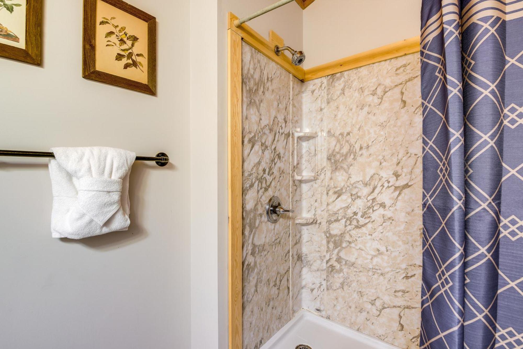 Pet-Friendly Gatlinburg Retreat With Hot Tub! Vila Exterior foto