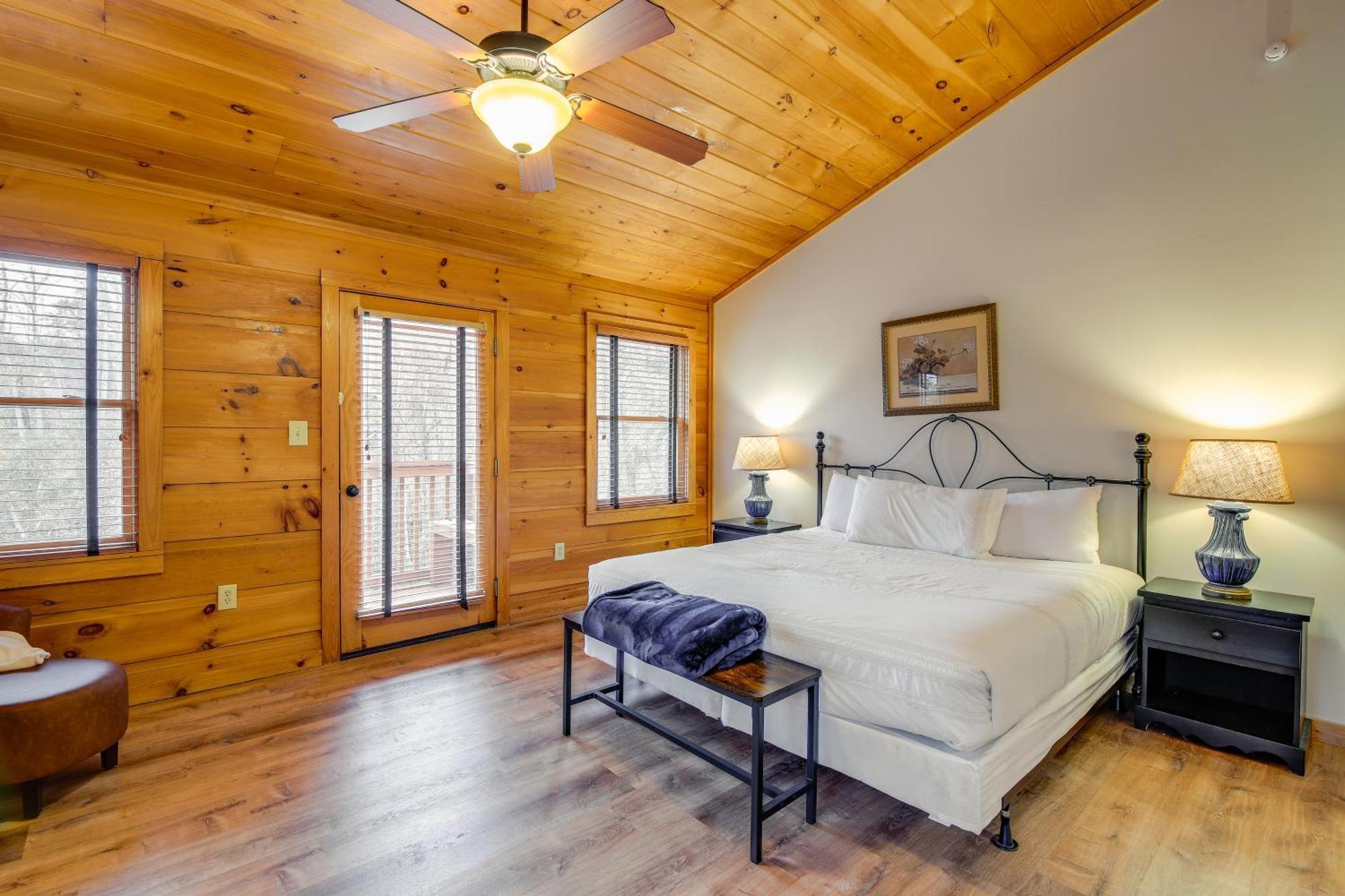 Pet-Friendly Gatlinburg Retreat With Hot Tub! Vila Exterior foto