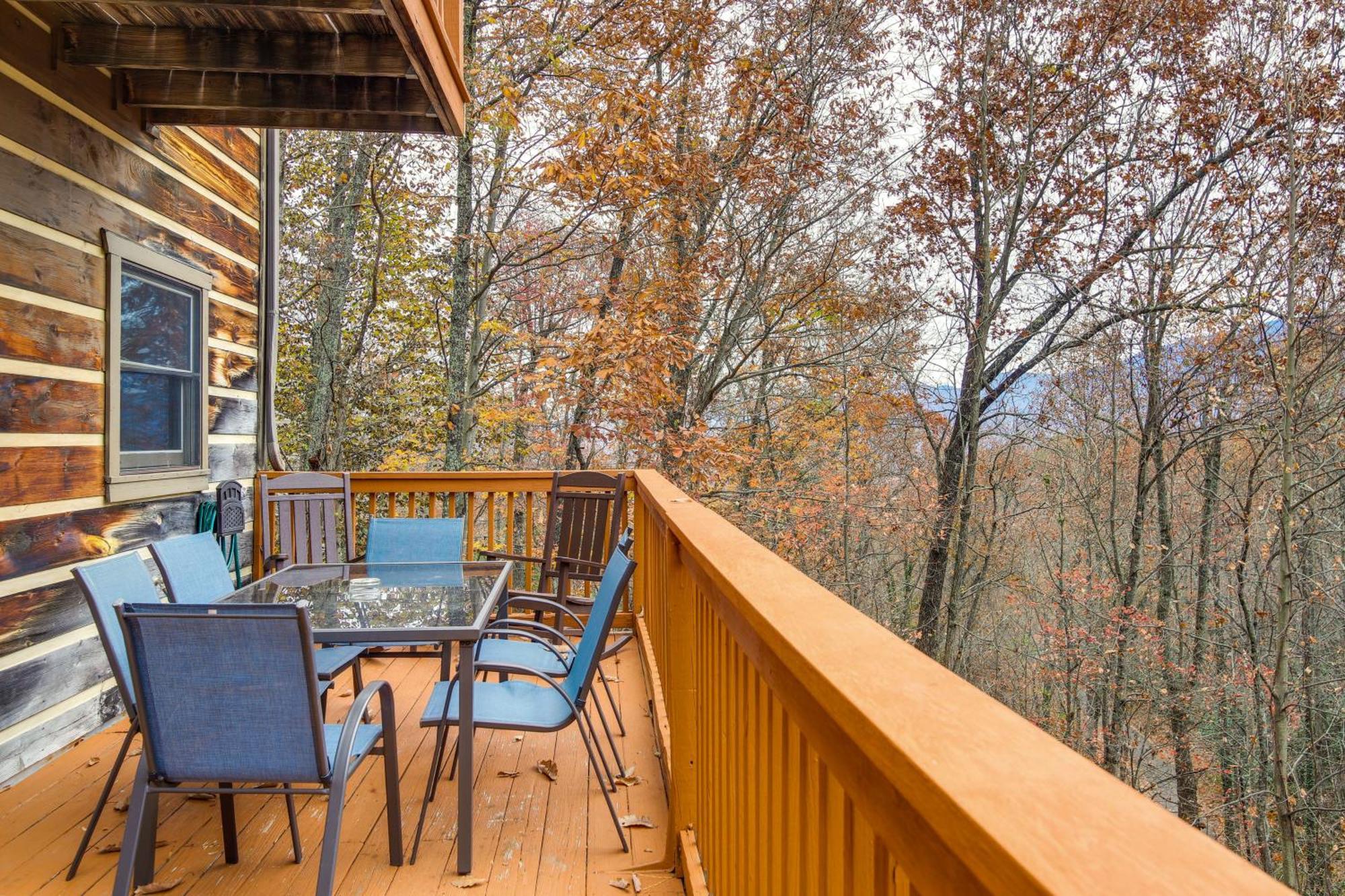 Pet-Friendly Gatlinburg Retreat With Hot Tub! Vila Exterior foto