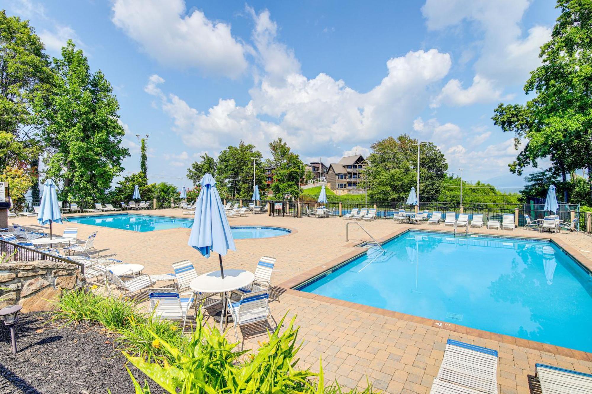 Pet-Friendly Gatlinburg Retreat With Hot Tub! Vila Exterior foto